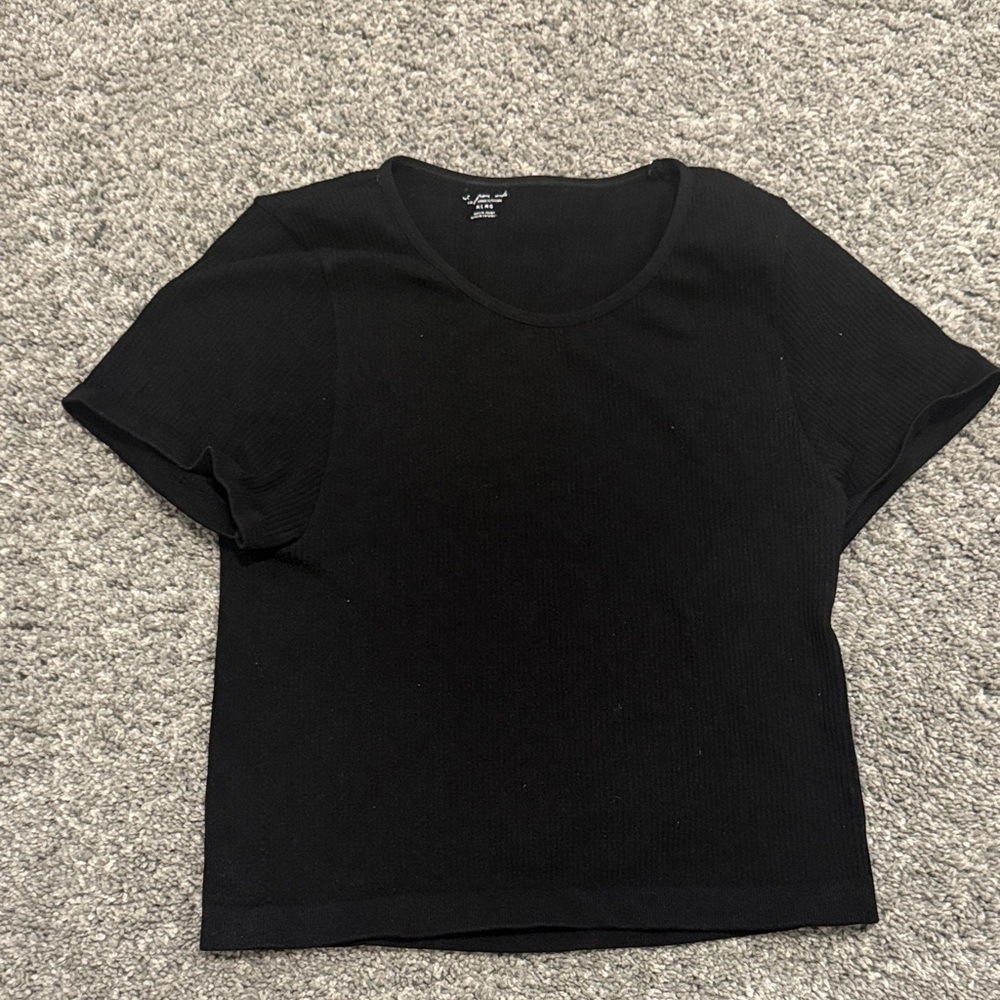 Urban Outfitters Black Ribbed  Short Sleeve cropped Tee